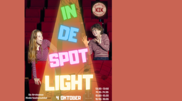 041026 Theater in De Spotlight